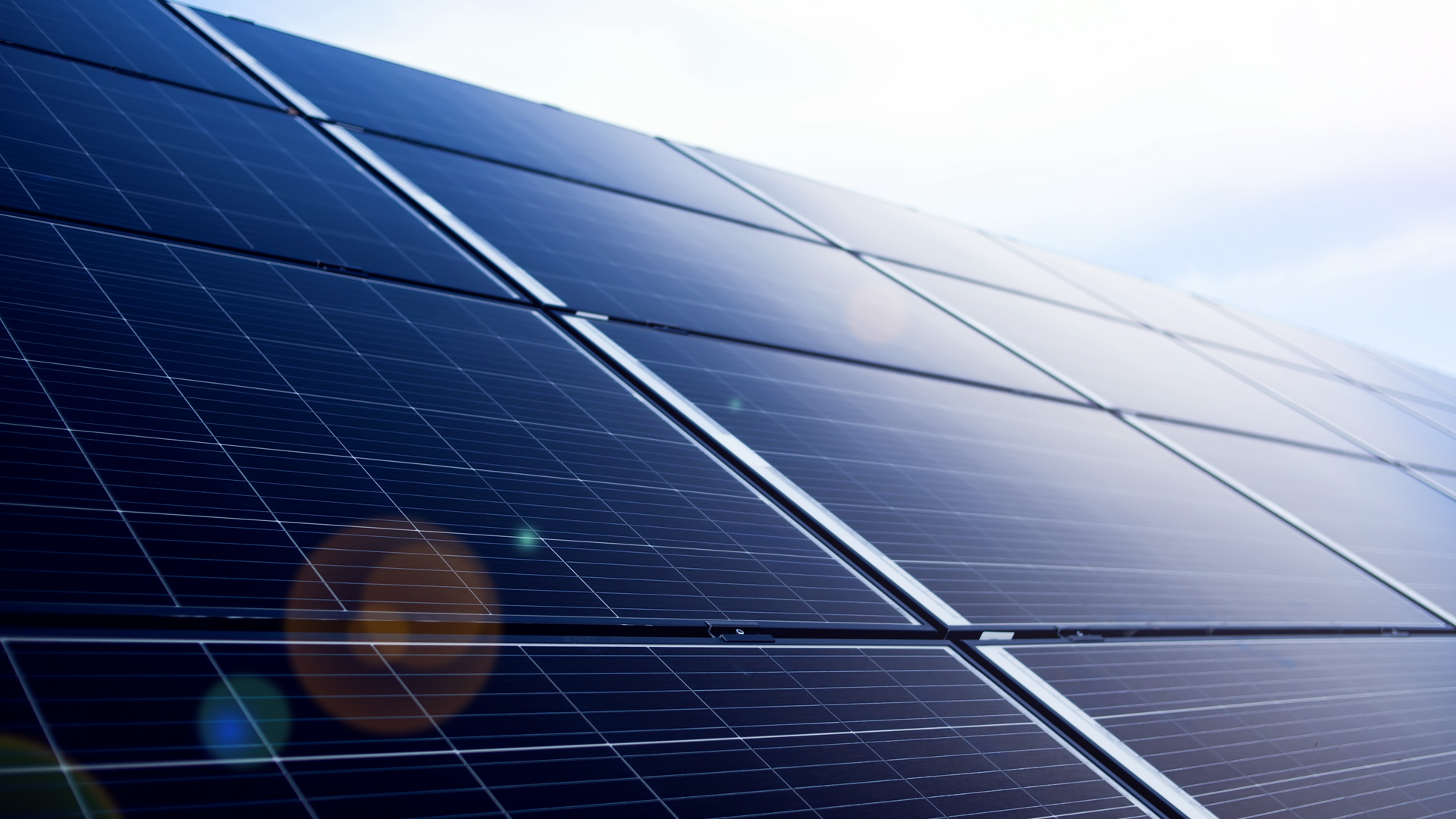 Thuisladen met zonnepanelen en een ERE-vergoeding