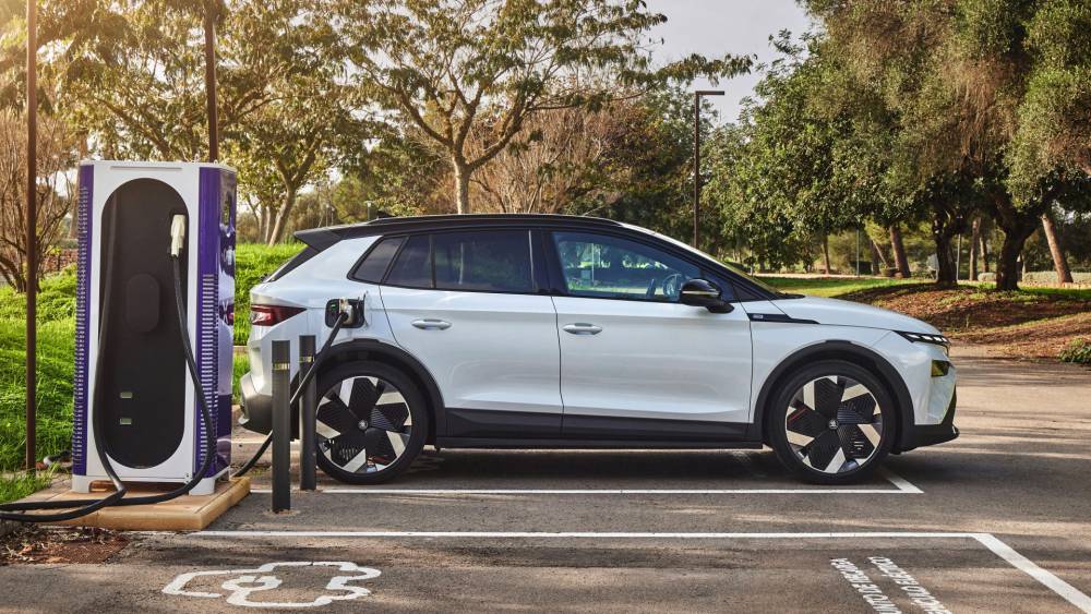 Prijzenoorlog in snelladers voor elektrische auto’s op komst