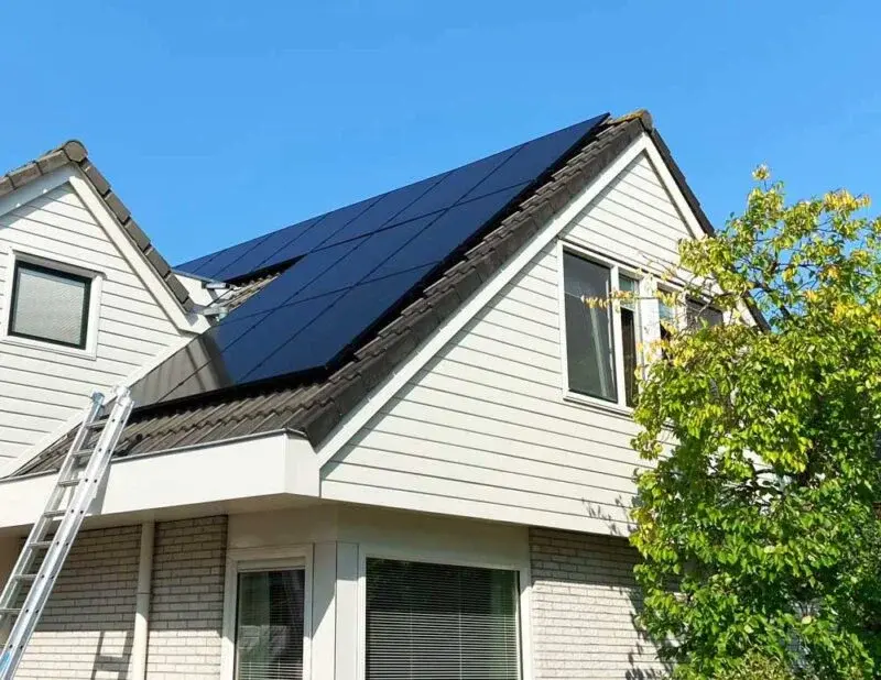 Zonnepanelen van DMEGC